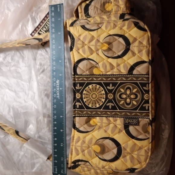 MaggiB LemonDrop Hobo Purse NWT - Picture 6 of 10